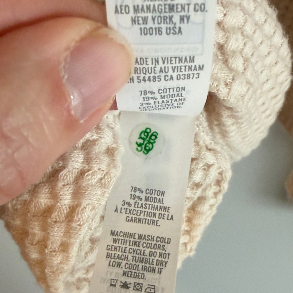 offline by Aerie: Women's Vanilla Cream Waffle Knit Sweater/top. Small. - Picture 6 of 8